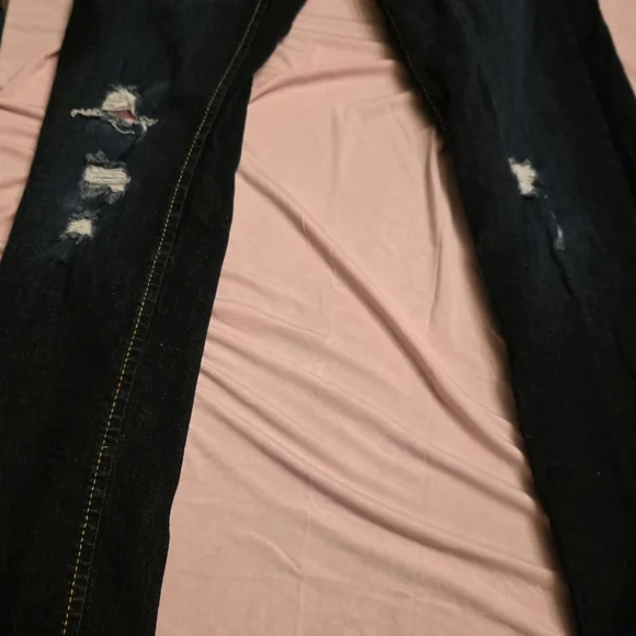 Levi's Girls Girlfriend Jeans Dark Wash Distressed. EUC Sz 12 27" Inseam. - Picture 5 of 10